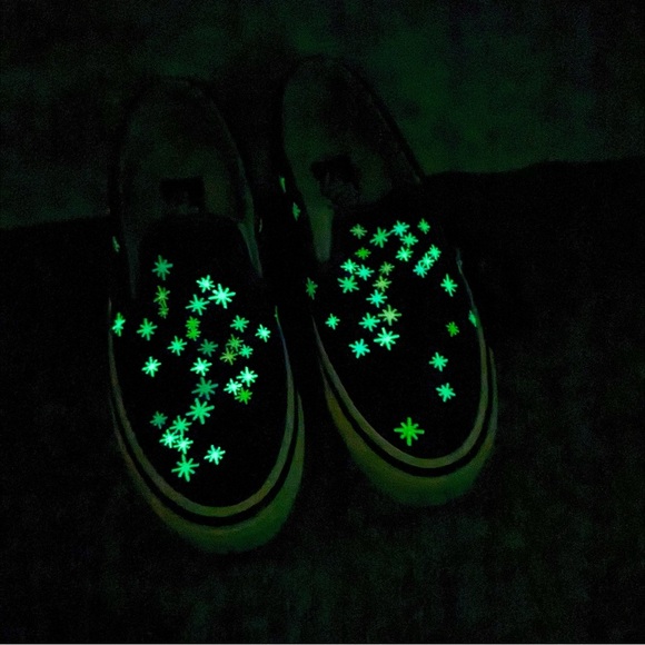 NEW Vans Blue KiraKira Slip On Glow in Dark, AOI Better Gift Shop Collab M6 W7.5 - Picture 1 of 12